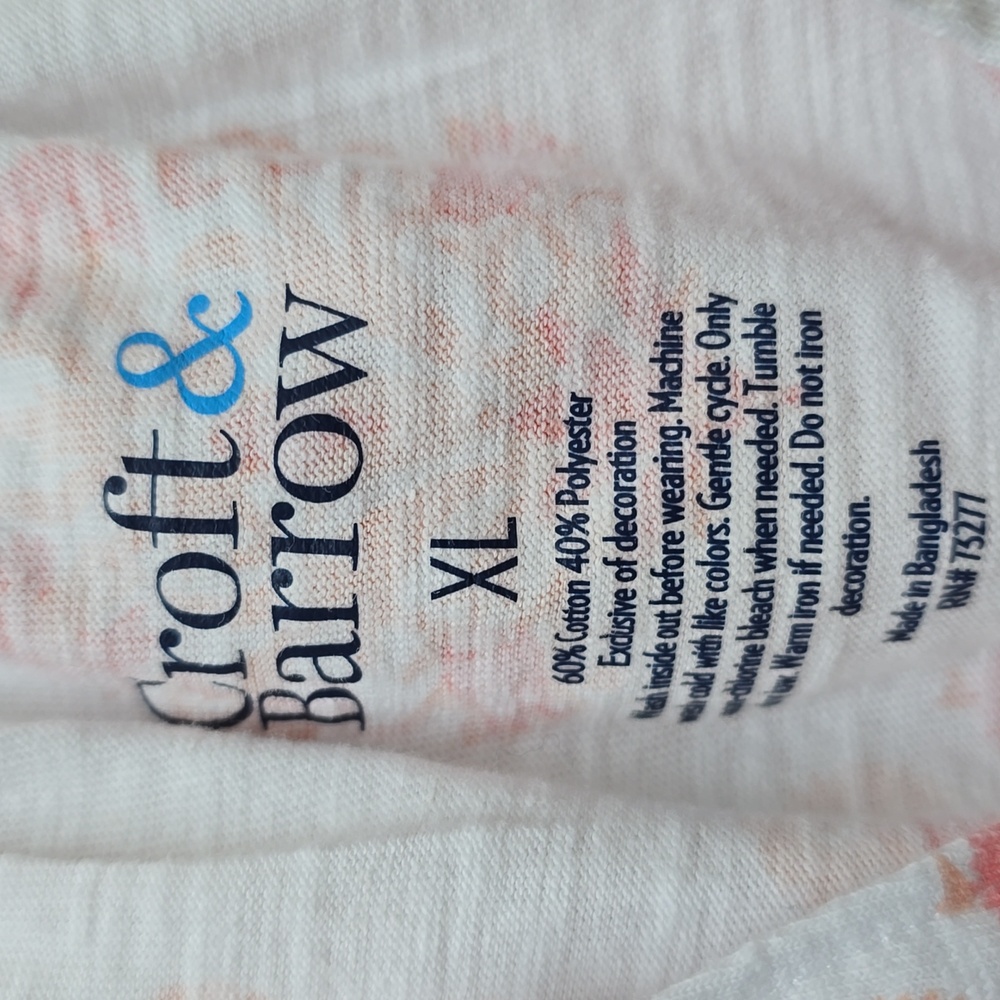 CROFT & BARROW Floral White and Pink Women's Top - Size XL - Picture 2 of 8